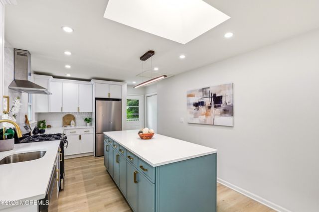 1622 Abbott Avenue, Toms River, NJ 08753