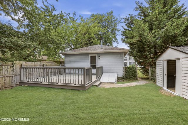1622 Abbott Avenue, Toms River, NJ 08753
