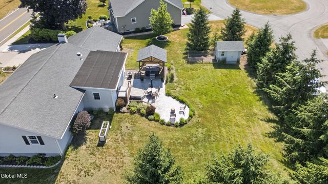 521 Russell Road, Bethlehem, NY 12203