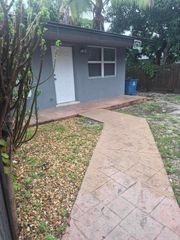 1200 NE 5TH Terrace 4, Fort Lauderdale, FL 33304