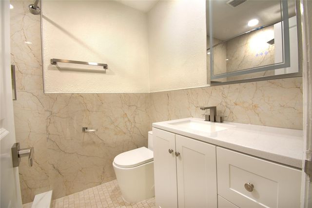 8307 LIBBY LANE, Tampa, FL 33619