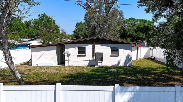 8307 LIBBY LANE, Tampa, FL 33619