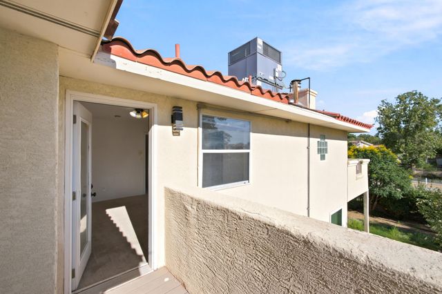 7808 Morris Rippel Place NE, Albuquerque, NM 87122