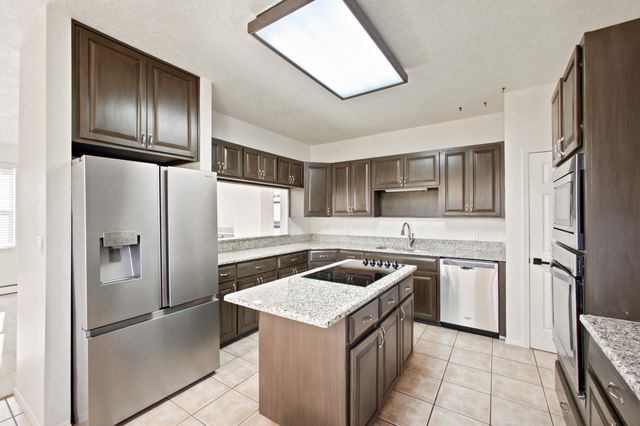 7808 Morris Rippel Place NE, Albuquerque, NM 87122
