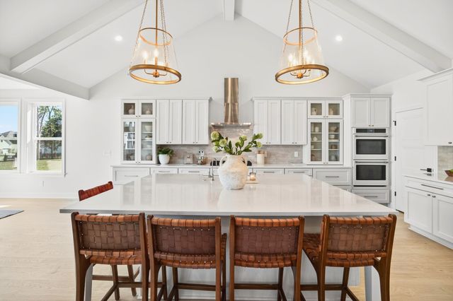 5102 High Park Hill Dr, Arrington, TN 37014