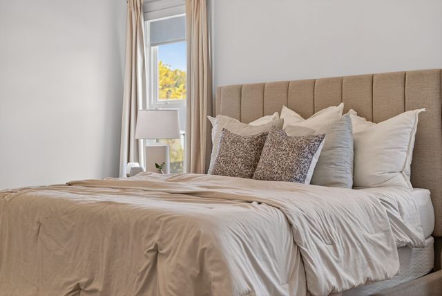 5102 High Park Hill Dr, Arrington, TN 37014