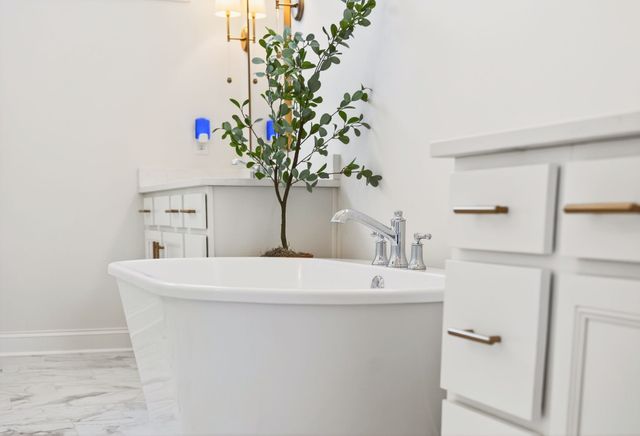 5102 High Park Hill Dr, Arrington, TN 37014