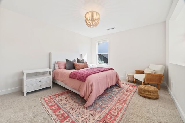 5102 High Park Hill Dr, Arrington, TN 37014