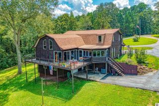 126 Cranfield Lane, New Concord, KY 42076