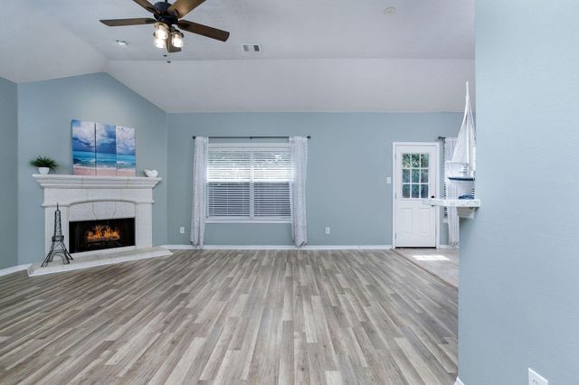 28610 Hidden Cove Drive, Magnolia, TX 77354