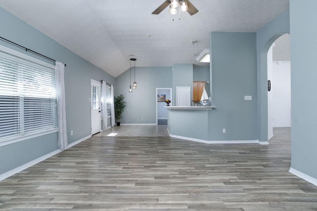 28610 Hidden Cove Drive, Magnolia, TX 77354