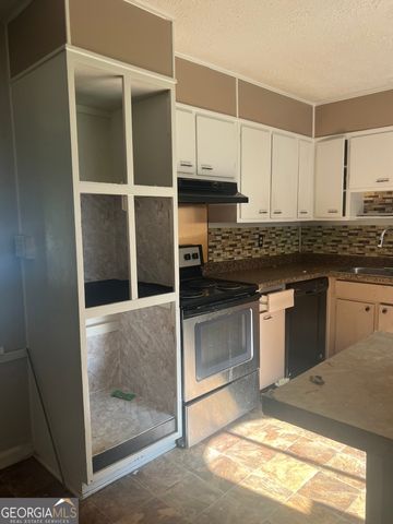 484 King Arthur Court, Jonesboro, GA 30236