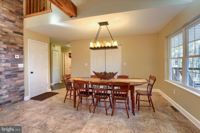 8620 MONNS GAP RD, Waynesboro, PA 17268