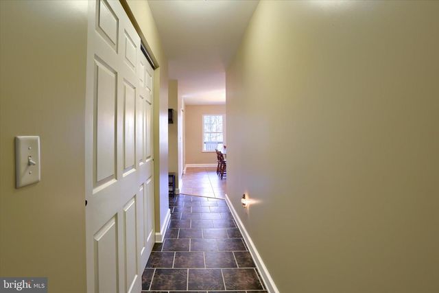 8620 MONNS GAP RD, Waynesboro, PA 17268