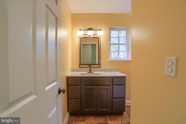 8620 MONNS GAP RD, Waynesboro, PA 17268