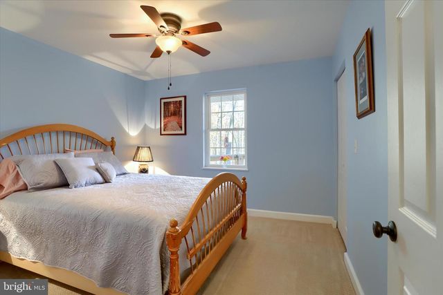 8620 MONNS GAP RD, Waynesboro, PA 17268