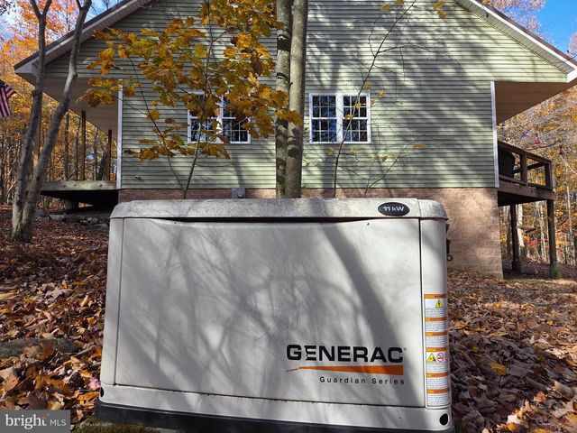 8620 MONNS GAP RD, Waynesboro, PA 17268