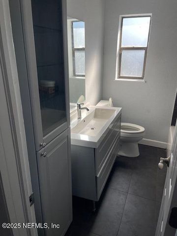 5952 TERRY PARKER Drive S, Jacksonville, FL 32211