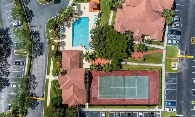 7630 Westwood Drive 313, Tamarac, FL 33321
