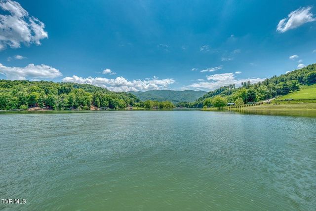 23 Cowan Town Road, Butler, TN 37640