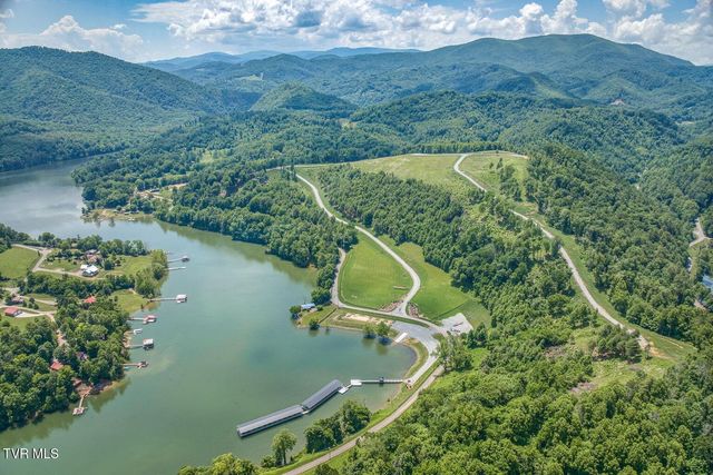 23 Cowan Town Road, Butler, TN 37640