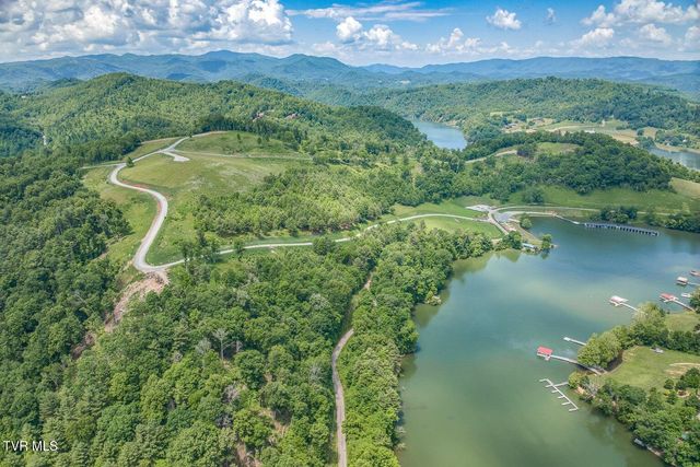 23 Cowan Town Road, Butler, TN 37640
