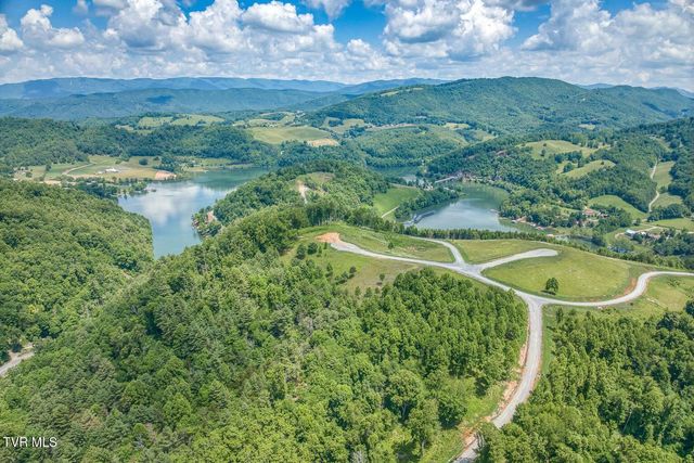 23 Cowan Town Road, Butler, TN 37640