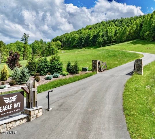 23 Cowan Town Road, Butler, TN 37640