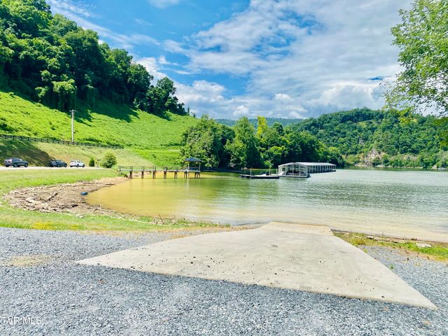 23 Cowan Town Road, Butler, TN 37640