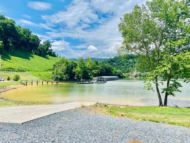 23 Cowan Town Road, Butler, TN 37640