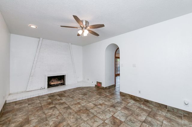 4326 E Gettysburg Avenue, Fresno, CA 93726