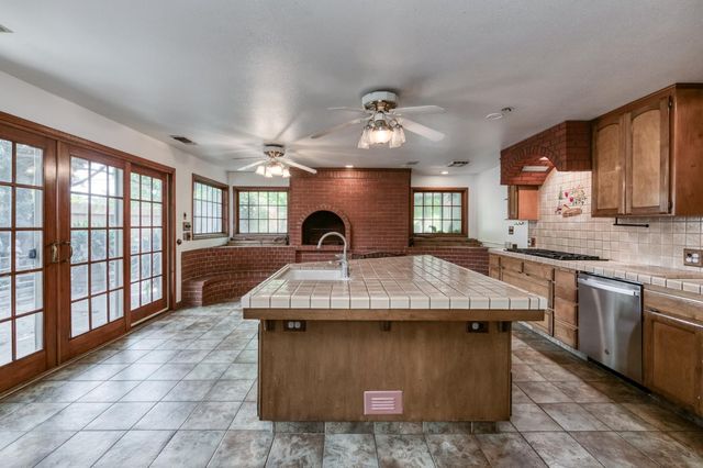 4326 E Gettysburg Avenue, Fresno, CA 93726