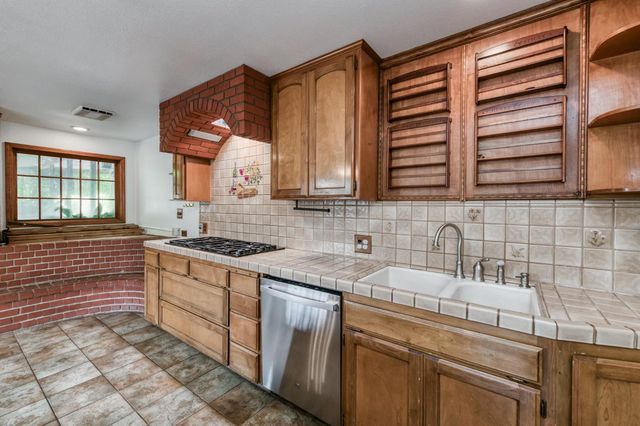 4326 E Gettysburg Avenue, Fresno, CA 93726