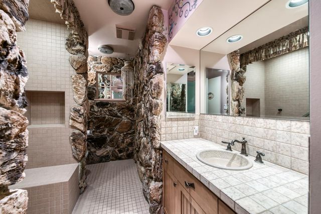 4326 E Gettysburg Avenue, Fresno, CA 93726