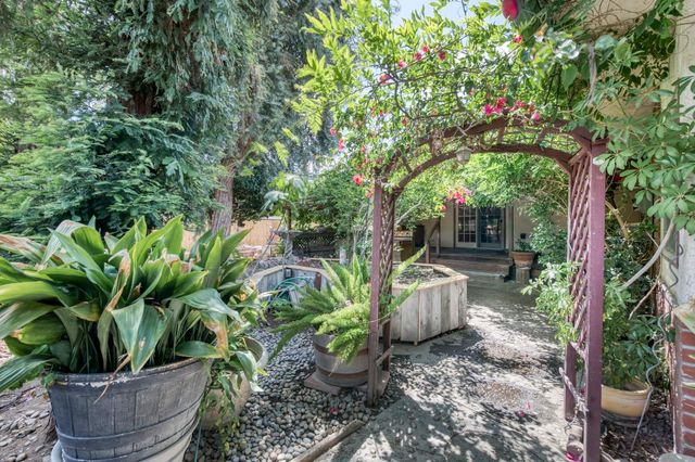 4326 E Gettysburg Avenue, Fresno, CA 93726