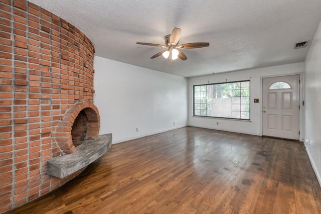 4326 E Gettysburg Avenue, Fresno, CA 93726