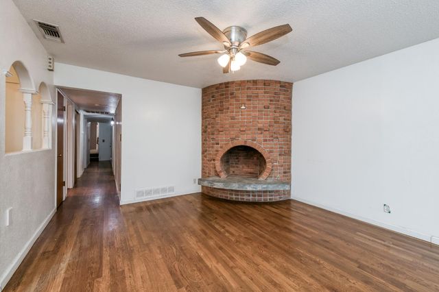4326 E Gettysburg Avenue, Fresno, CA 93726