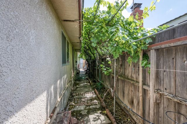 4326 E Gettysburg Avenue, Fresno, CA 93726