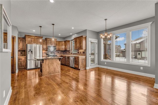 21913 W 95th Terrace, Lenexa, KS 66220