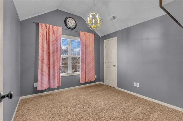 21913 W 95th Terrace, Lenexa, KS 66220