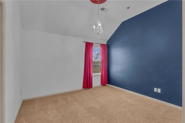 21913 W 95th Terrace, Lenexa, KS 66220