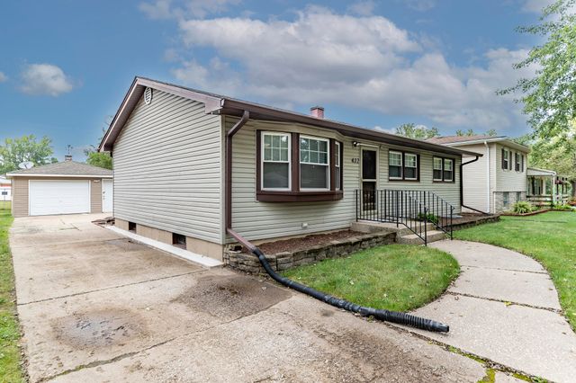 432 W 67th Lane, Merrillville, IN 46410