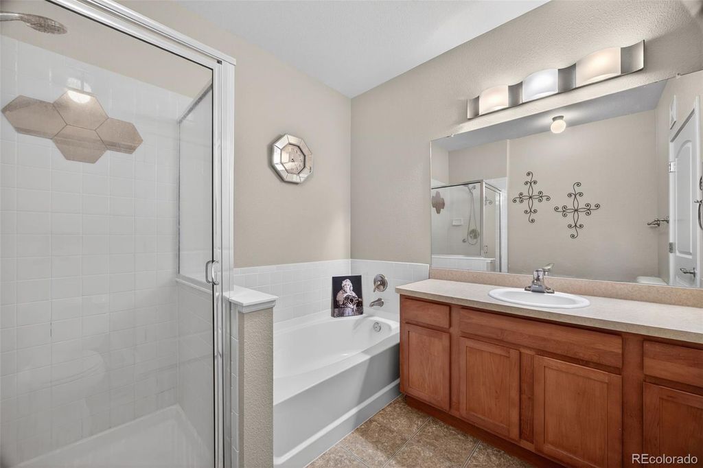 Image 19 of property listing at 10184 Park Meadows Drive 1205, Lone Tree, CO 80124