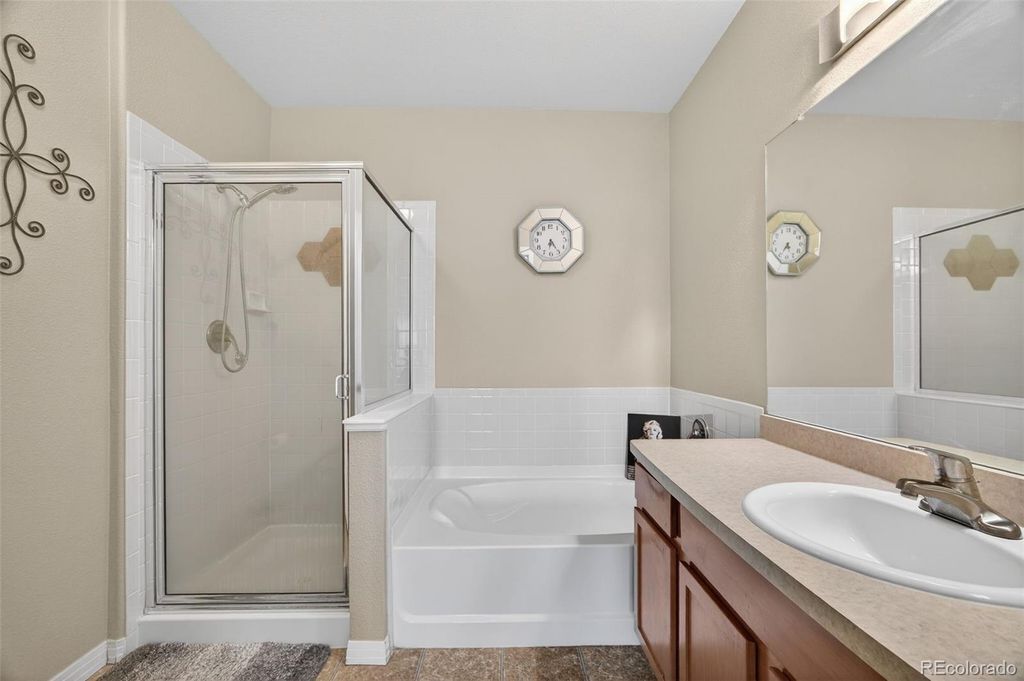 Image 20 of property listing at 10184 Park Meadows Drive 1205, Lone Tree, CO 80124
