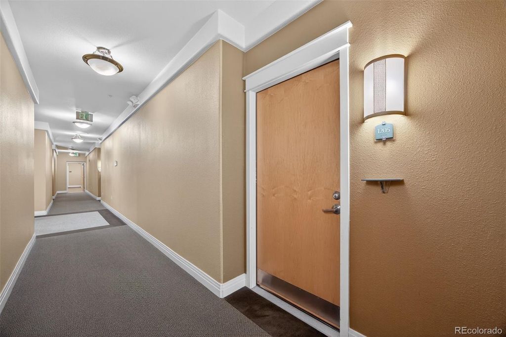 Image 27 of property listing at 10184 Park Meadows Drive 1205, Lone Tree, CO 80124