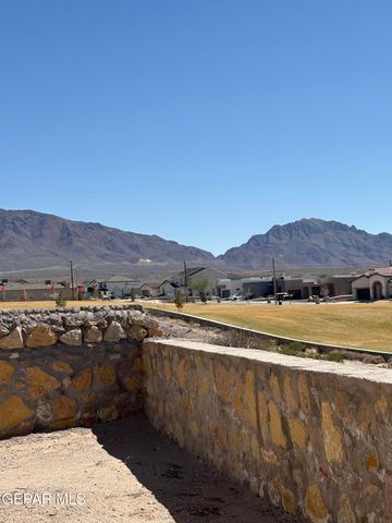 7776 ENCHANTED PARK Drive, El Paso, TX 79911