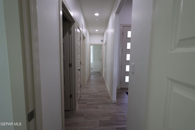 7776 ENCHANTED PARK Drive, El Paso, TX 79911