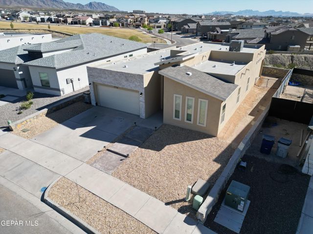 7776 ENCHANTED PARK Drive, El Paso, TX 79911
