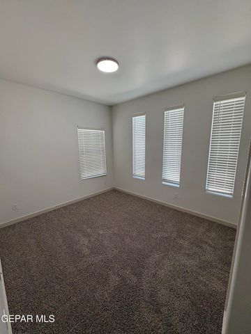 7776 ENCHANTED PARK Drive, El Paso, TX 79911