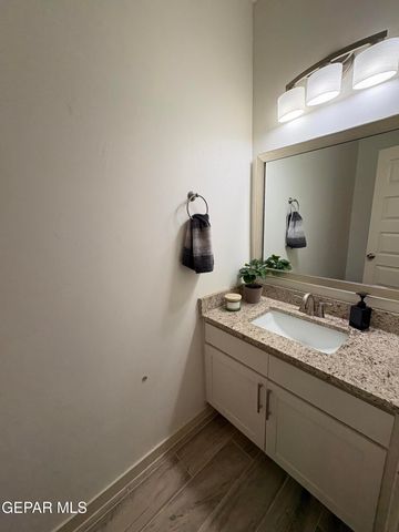 7776 ENCHANTED PARK Drive, El Paso, TX 79911